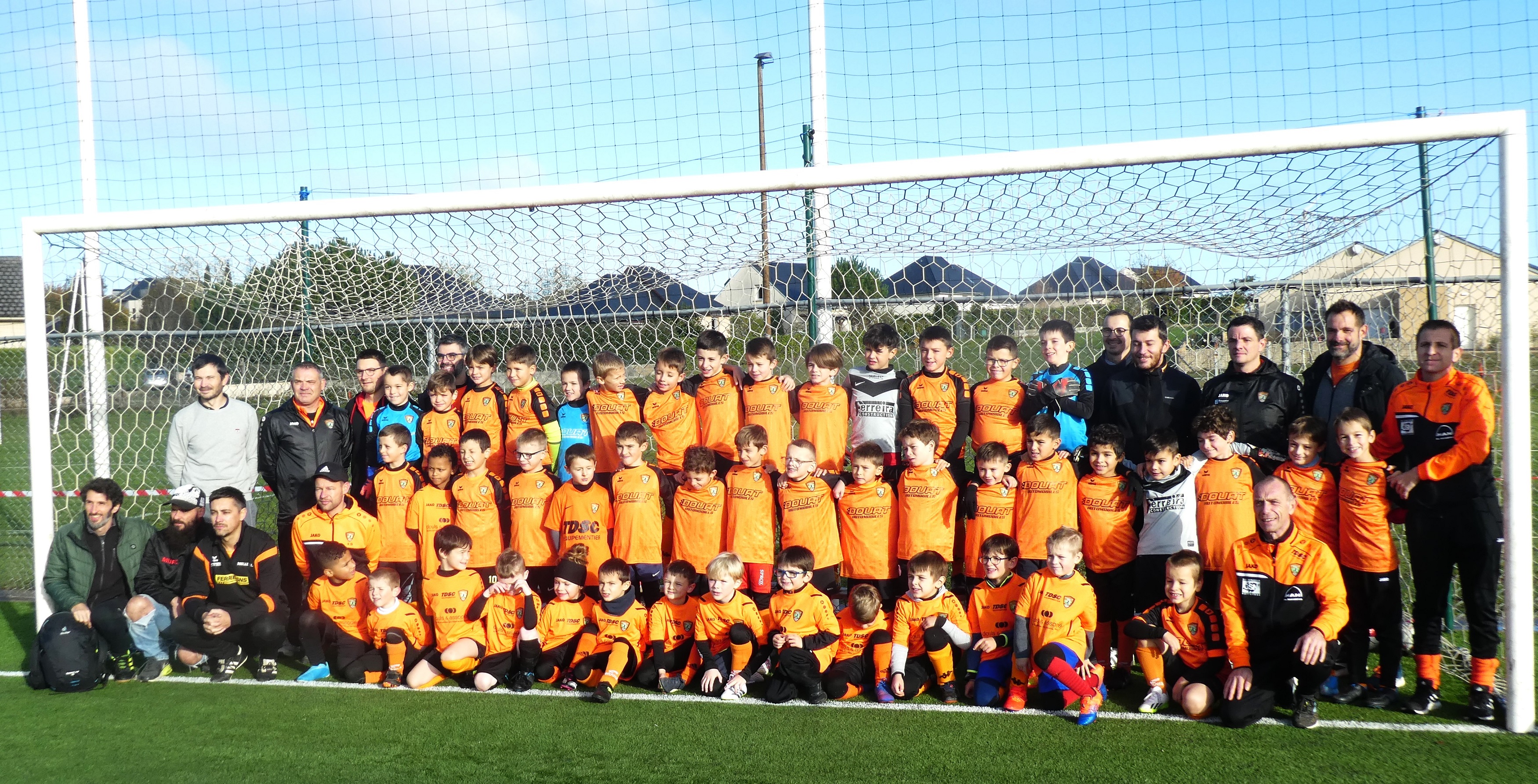 Les jeunes footeux ont joué les père Noël !