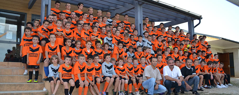 Remise maillots Druelle FC par ferreira construction